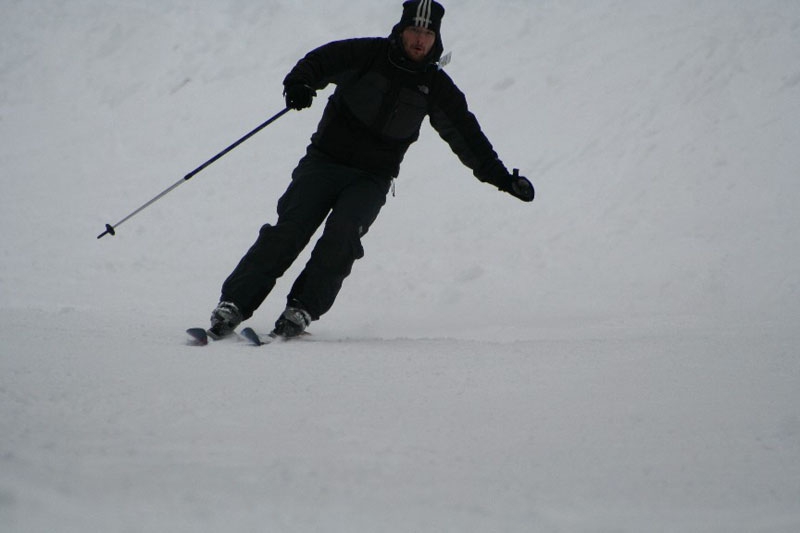SKI
