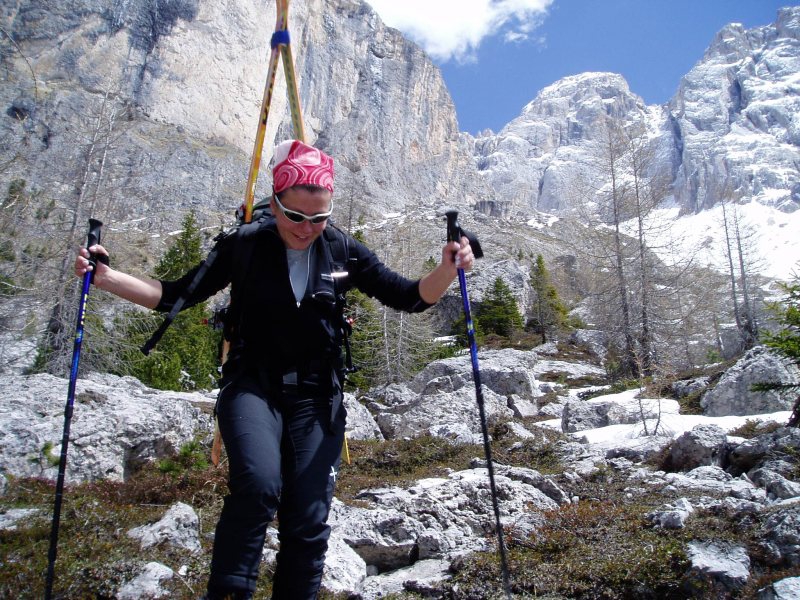 Lara in discesa dal Mulaz, 8 Maggio 2005