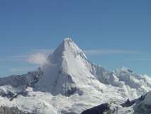 Nevado Artesonraju, Cordillera Blanca (Peru')
