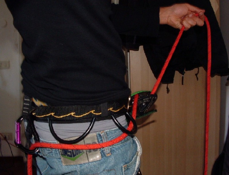 Eddy self-belaying 04.jpg
