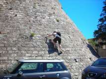 nithz4 e lo street boulder