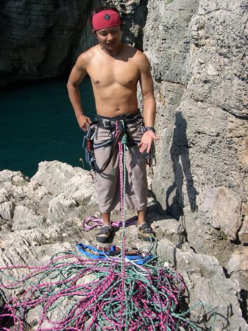 What happened to the nicely coiled rope??!!