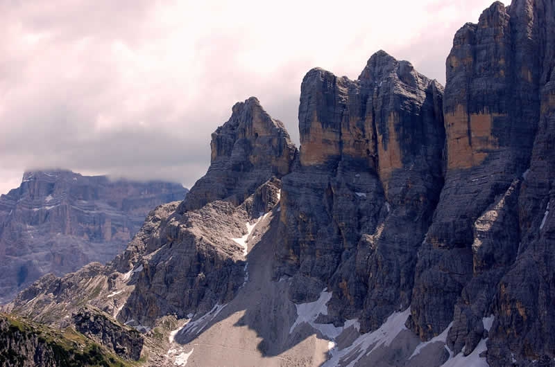 Bellenzier-Torre d'Alleghe